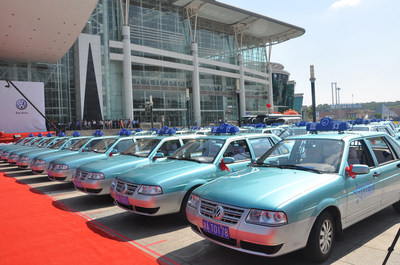 打造靚麗名片 上海大眾100輛出租車(chē)交付