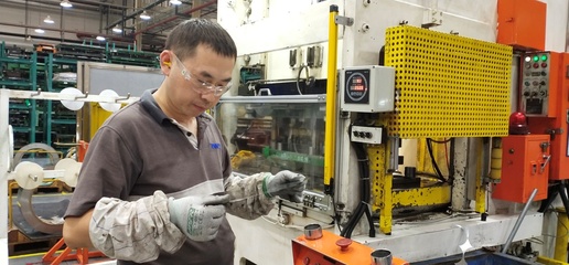 南昌經開區(qū)對高新技術企業(yè)減費降稅促進企業(yè)出口創(chuàng)匯